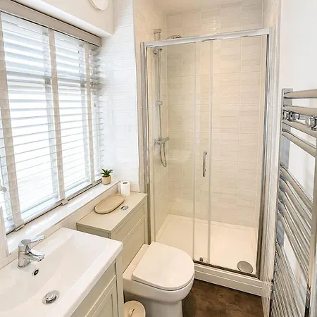 The Stables Retreat-victorian Home-free Parking Apartamento York